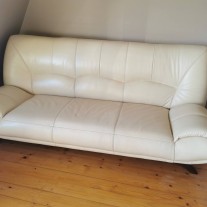 Skórzana sofa z funkcją spania plus dwa fotele