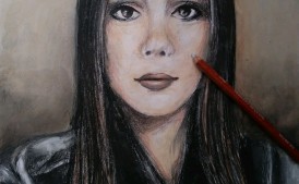 Portret ze zdjęcia ołówkiem lub kredkami elegancki i wzruszający prezent