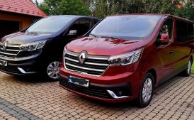 WYNAJEM busów 9 osobowych Renault Trafic LONG, HAK,2023r