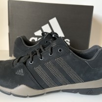 Adidas ,skórzane buty 42 2/3 rozm