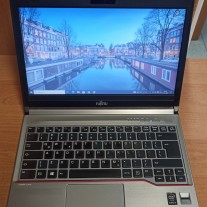 Laptop Fujitsu LifeBook E734 13,3" i5-4210M RAM 8GB HDD 500GB W10P