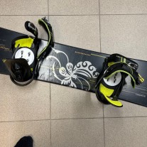 Deska snowboard 140cm