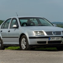VW Bora 1.9 TDI 90 KM sedan + zimówki 2022 w zestawie
