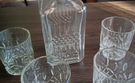 Zestaw karafka plus 4 szklanki