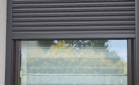 okno jednoskrzydłowe z roletą ROLETEX