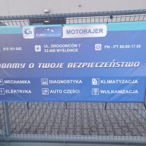 Sprzedawca w sklepie motoryzacyjnym  w Myślenicach.