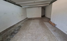 Wynajmę pomieszczenie, magazyn garaż JAWORNIK, parking dobra lokalizacja