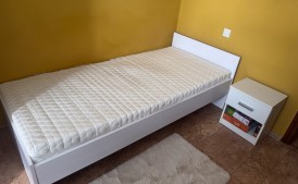 Zestaw kompletne łóżko + szafka nocna