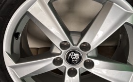 Audi rozmiar 215/55/17 opony zimowe Bridgestone, dot24