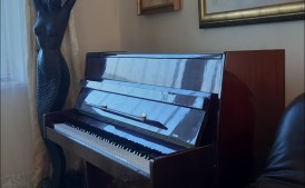 PIANINO Legnica stan BdB 800 zł do negocjacji