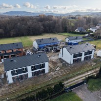 Domy w zabudowie bliźniaczej - przedmieścia Myślenic