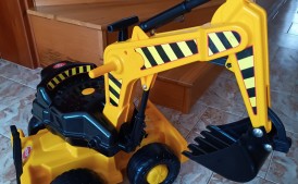 Jeździk - koparka dla dziecka