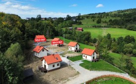 Dom na widokowej działce w Trzebuni