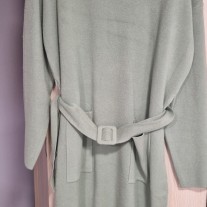 Długa ciepła sukienka z kieszeniami