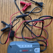 Prostownik do akumulatora