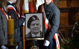 Kapitan Tadeusz Pytlik - BOHATER HERO!! DZISIAJ I ZAWSZE - PAMIĘTAMY - Prof. Yvonne Pytlik, Marek Pytlik z rodzina.  Właściciele "Dallas" w BORZECIE