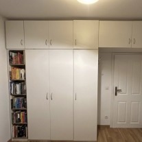 Szafa wnękowa wolnostojąca z nadstawką (komplet)