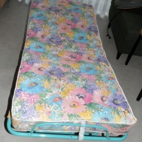 Sprzedam łóżko polowe