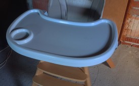 Fotelik do karmienia