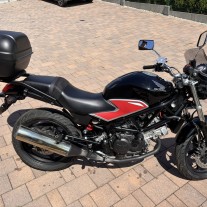 Sprzedam motocykl Honda VTR 250
