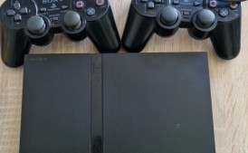 Konsola PlayStation 2 slim