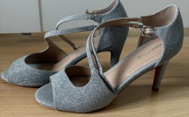 Srebrne sandały rozmiar 39