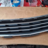 Kratka zderzaka chrom Astra H polift