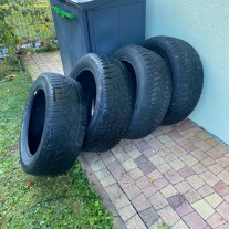 Opony Dunlop 235/55R17 4 szt