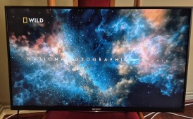 Sony Bravia wraz z akcesoriami